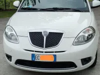 Usata Lancia Ypsilon 60 CV (44 kW) 2010 Bianco Utilitaria