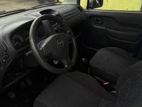Usata Opel Agila 58 CV (42 kW) 2004 Grigio Monovolume