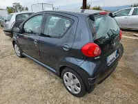 Usata Toyota Aygo 68 CV (50 kW) 2007 Grigio Utilitaria