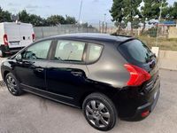 usata Peugeot 3008 1.6 HDi 115CV SUV a meno di 8.000€