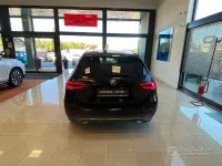 Usata Mercedes B200 150 CV (110 kW) 2021 Nero Utilitaria