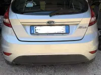 Usata Ford Fiesta 97 CV (71 kW) 2010 Grigio Berlina