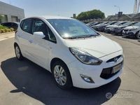 Usata Hyundai ix20 Comfort 90 CV (66 kW) 2015 Bianco / pastello Utilitaria