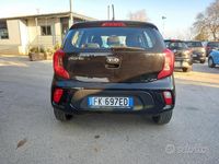 Usado Kia Picanto 67 CV (49 kW) 2017 Negro Utilitario