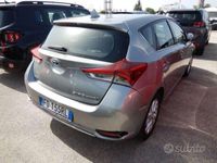 usata Toyota Auris Hybrid 1.8h Active cvt Hybrid 99cv 5p - FD155RL