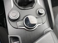 Usata Alfa Romeo Giulia 150 CV (110 kW) 2016 Nero Berlina