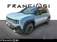 Usata Renault 4 E-Tech Iconic 110 kW (150 CV) 2025 Azzurro SUV