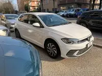 Usata VW Polo Life 95 CV (69 kW) 2023 Bianco Utilitaria