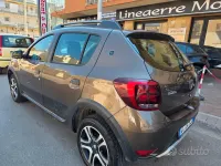 Usata Dacia Sandero Stepway 95 CV (69 kW) 2020 Marrone SUV