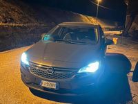 usata Opel Astra 1.6 berlina