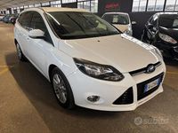 Usata Ford Focus Titanium 120 CV (88 kW) 2014 Bianco Station wagon