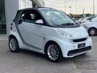 Usata Smart ForTwo Cabrio Passion 71 CV (52 kW) 2012 Bianco Cabrio