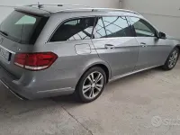 Usata Mercedes E220 170 CV (125 kW) 2014 Grigio Station wagon