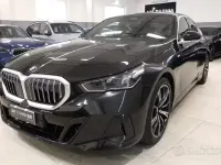 Gebraucht BMW 520 M Sport 197 PS (144 kW) 2023 Schwarz Limousine