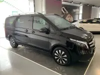 Usata Mercedes V250 Premium 190 CV (139 kW) 2024 Nero Monovolume
