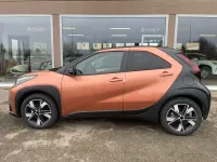 Nuova Toyota Aygo X 92 CV (67 kW) 2025 Vari colori SUV