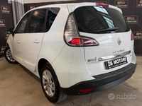 Usata Renault Scénic III XMOD 110 CV (80 kW) 2016 Bianco Monovolume