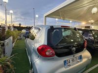 Usata Toyota Aygo 68 CV (50 kW) 2006 Blu Utilitaria