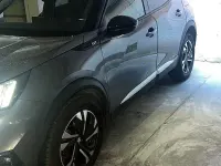 Usata Peugeot 2008 GT-line 131 CV (96 kW) 2021 Grigio SUV