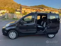 Usata Fiat Qubo Trekking 95 CV (69 kW) 2011 Grigio Monovolume