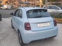 Usata Fiat 500e La Prima 86 kW (118 CV) 2021 Blu Berlina