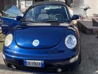 Usata VW New Beetle 101 CV (74 kW) 2004 Blu/azzurro Utilitaria