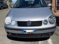Usata VW Polo 64 CV (47 kW) 2004 Grigio Utilitaria