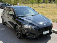 Usata Ford Focus ST-Line 125 CV (91 kW) 2020 Nero Utilitaria