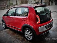 Usata VW up! 75 CV (55 kW) 2015 Rosso Utilitaria