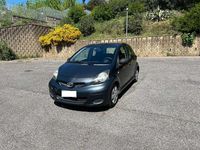 Brugt Toyota Aygo 68 HK (50 kW) 2009 Grå Hatchback