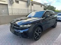 Usata VW Touareg R 462 CV (339 kW) 2023 Blu/azzurro SUV