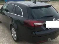 Usata Opel Insignia 136 CV (100 kW) 2016 Nero Station wagon
