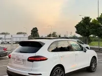 Usata Porsche Cayenne Platinum Edition 250 CV (183 kW) 2017 Bianco SUV