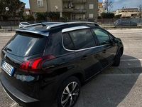 Usata Peugeot 2008 Allure 99 CV (72 kW) 2017 Nero SUV