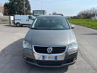 Usata VW Touran Trendline 102 CV (75 kW) 2009 Grigio Monovolume