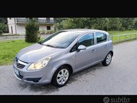 Usata Opel Corsa 75 CV (55 kW) 2009 Grigio Berlina