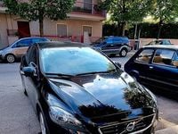 Usata Volvo V40 115 CV (84 kW) 2013 Nero Berlina