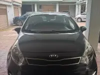 Usata Kia Rio 85 CV (62 kW) 2015 Blu Berlina
