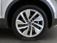 Usata VW T-Roc Style 150 CV (110 kW) 2023 Grigio SUV