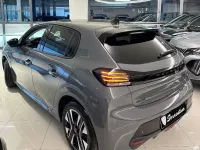 Nuova Peugeot 208 Allure Turbo 101 CV (74 kW) 2026 Viola Utilitaria