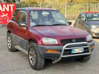 Usata Toyota RAV4 128 CV (94 kW) 1999 Rosso SUV