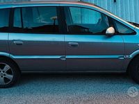 Usata Opel Zafira 101 CV (74 kW) 2004 Grigio Monovolume