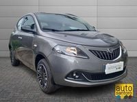 Usata Lancia Ypsilon Gold 69 CV (50 kW) 2024 Grigio Utilitaria