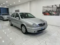 Usata Lancia Lybra 131 CV (96 kW) 2002 Grigio Berlina