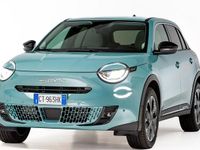 Nuova Fiat 600 Icon 101 CV (74 kW) 2025 Rosso passione SUV