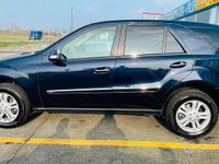 Usata Mercedes ML320 218 CV (160 kW) 2007 Blu SUV