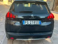 Usata Peugeot 2008 99 CV (72 kW) 2017 Nero SUV