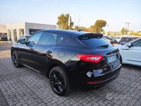 Usata Maserati Levante 275 CV (202 kW) 2018 Nero SUV