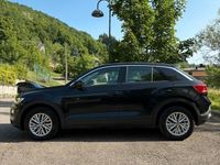 Usata VW T-Roc 116 CV (85 kW) 2019 Nero SUV