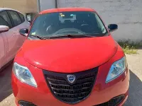 Usata Lancia Ypsilon Silver 69 CV (50 kW) 2015 Rosso Utilitaria